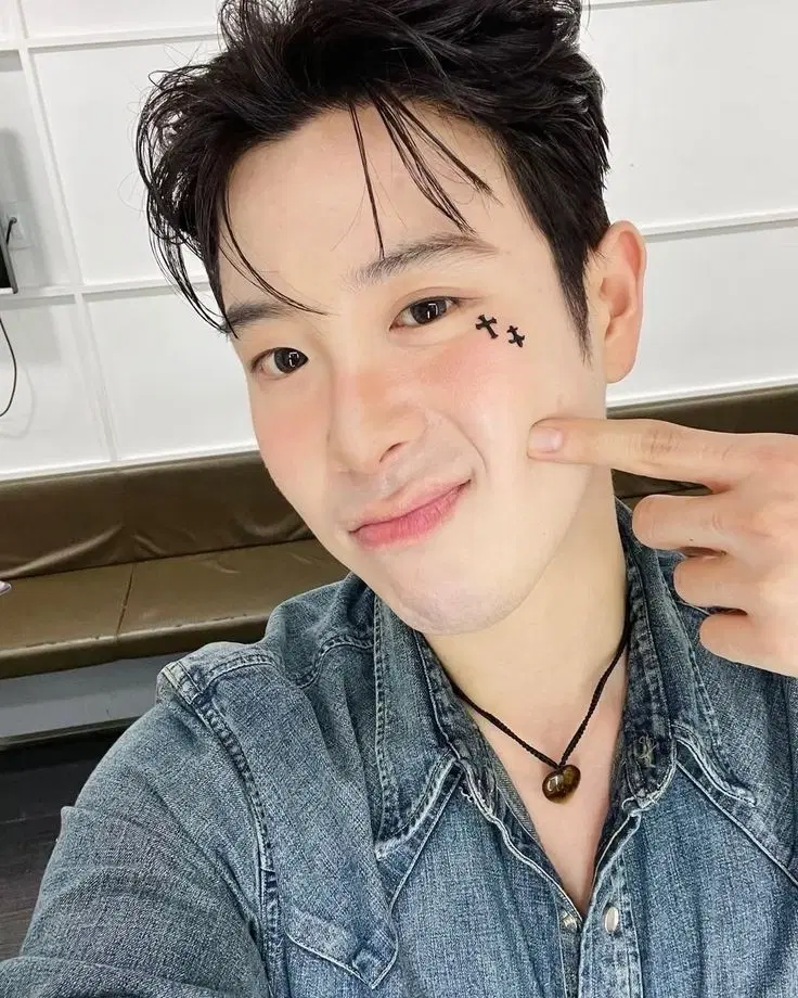 블락비 표지훈 피오 더시즌즈 플래이백 포카 구해요 가격제시!!해주새요
