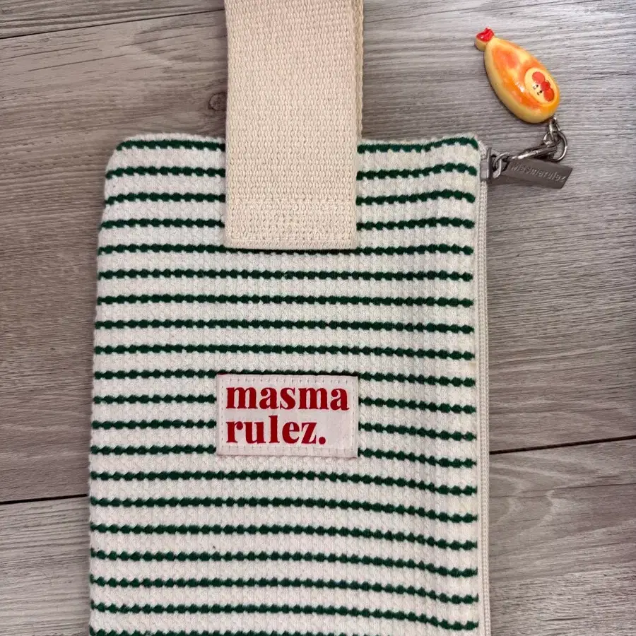마스마룰레즈 파우치 스트라이프