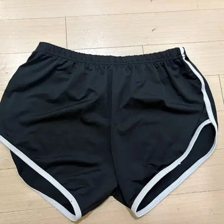 돌핀팬츠 (수영복재질)