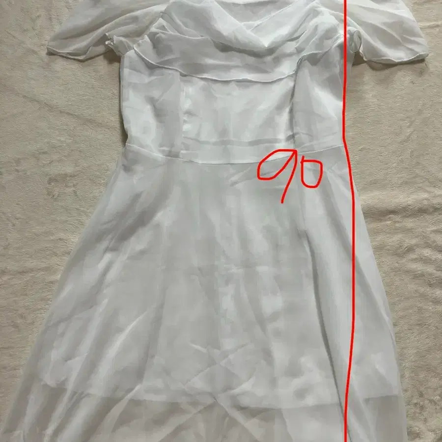 오프숄더 프릴 롱 원피스 화이트