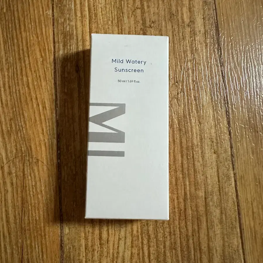 밈즈 마일드 워터리 썬스크린 50ml 미개봉