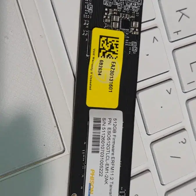 사용시간 15시간 ssd 512g. m2.nvme 팝니다