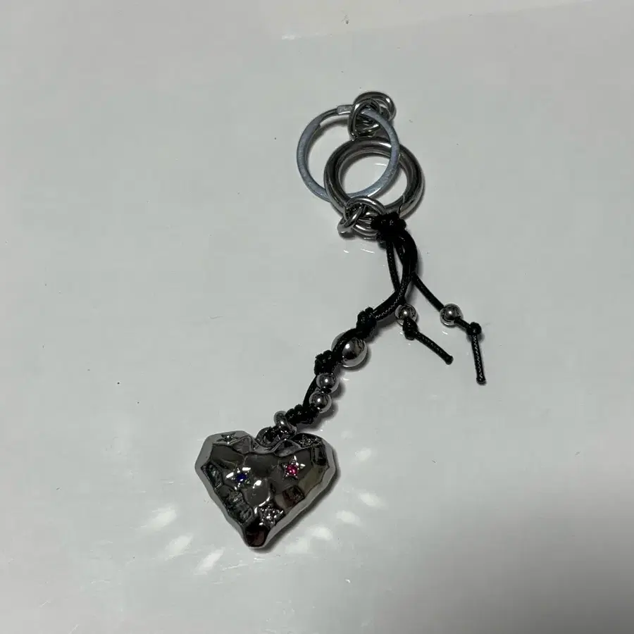 플레이브 메탈 하트 키링