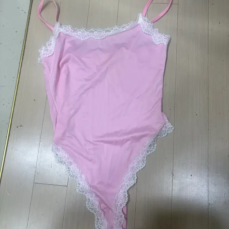 핑크 레이스 끈 나시 바디수트 수영복재질