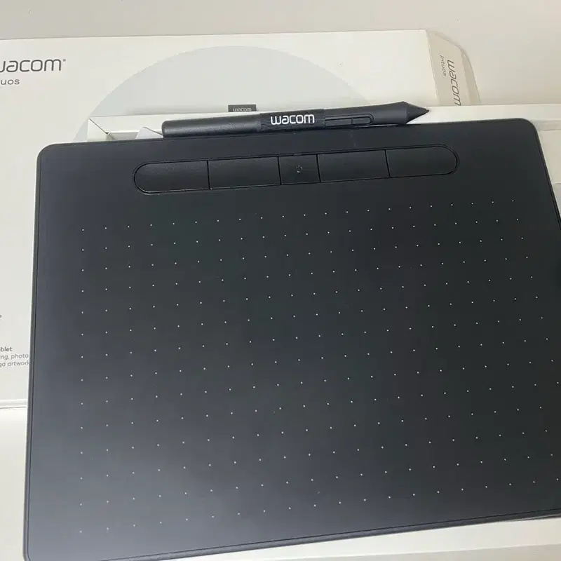 와콤 인튜어스 펜 타블렛 중형 CTL-4100,CTL-6100