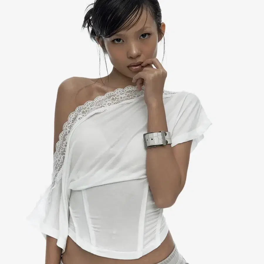 카시코 레이스 원숄더 코르셋 티셔츠 white
