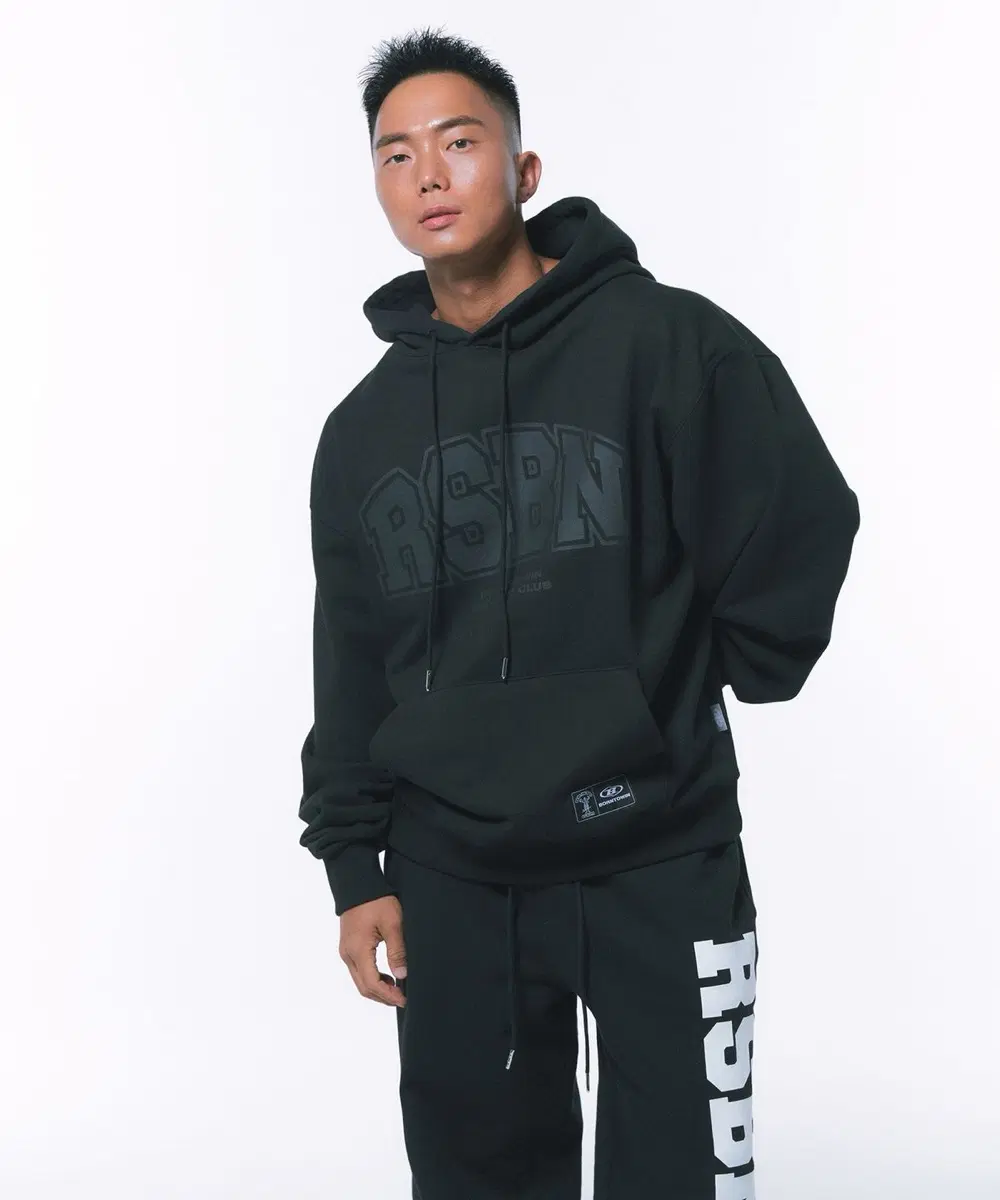 본투윈 RSBN OVER FIT HOODIE 오버핏 로고 후드 블랙 3