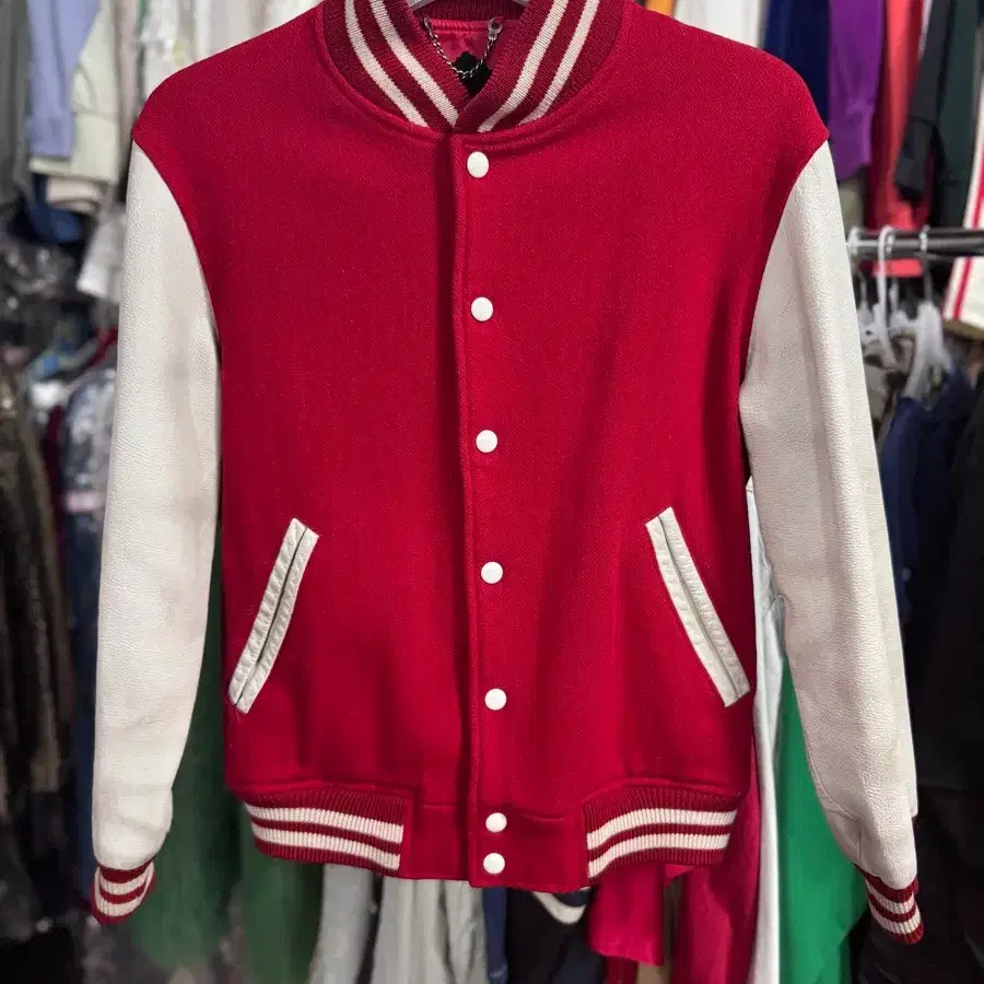 Stadium Jacket 레드/화이트 빈티지 바시티 자켓