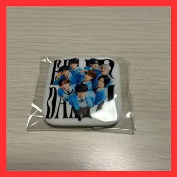 EBiDAN 카페 한정판 캔뱃지 ICEx