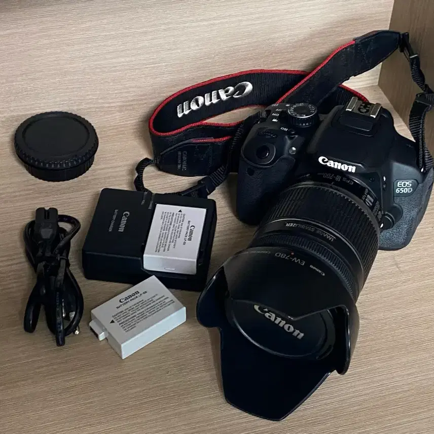 캐논 650d + efs 18-200mm 여행용 렌즈