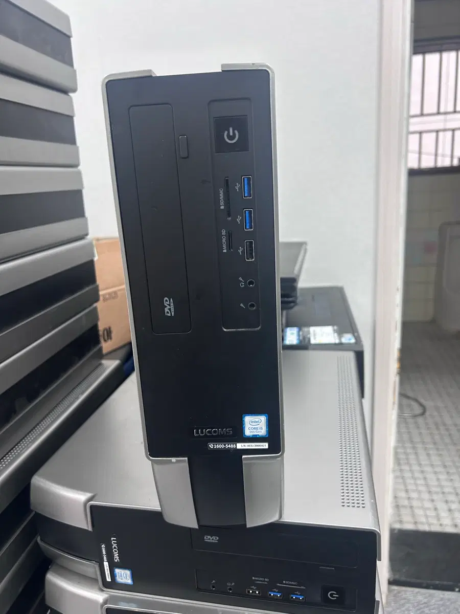 루컴즈 데스크탑 컴퓨터 슬림본체
