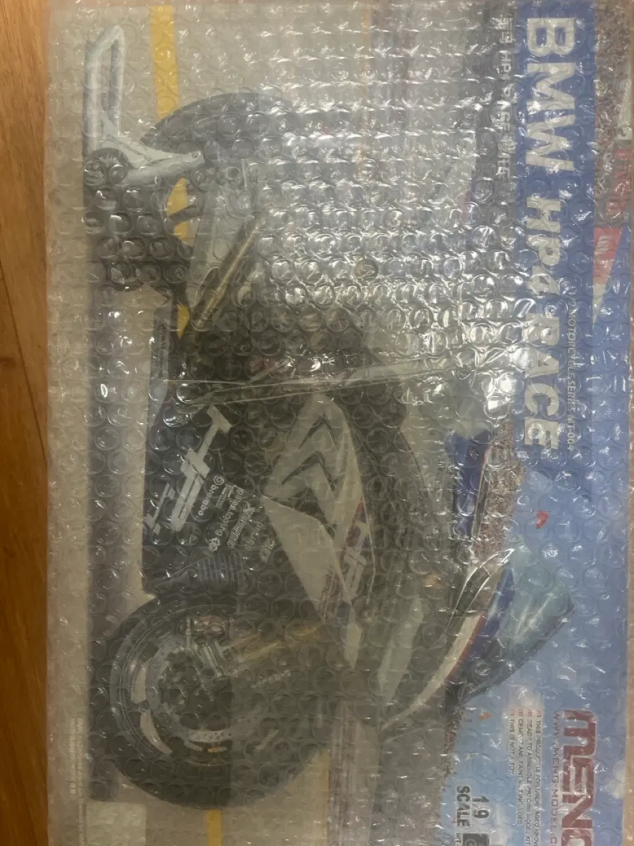 Meng hp4 race 멩 bmw hp4
