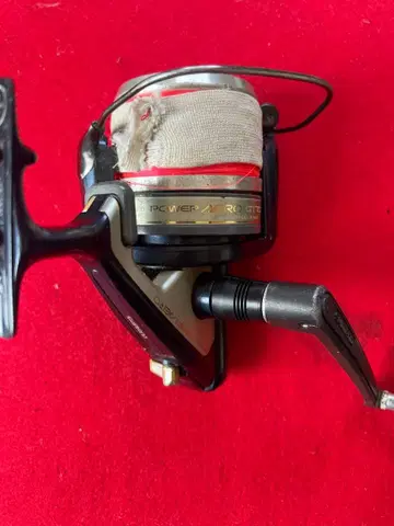 SHIMANO POWER AERO GT7000 스피닝 릴