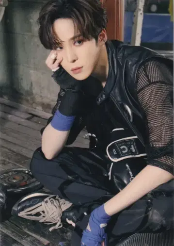 ATEEZ BEYOND:ZERO YUN HO 사진
