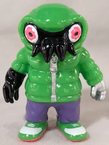 MEDICOMTOY VAG AGOGO GYAROMI 크툴루오이드 그린