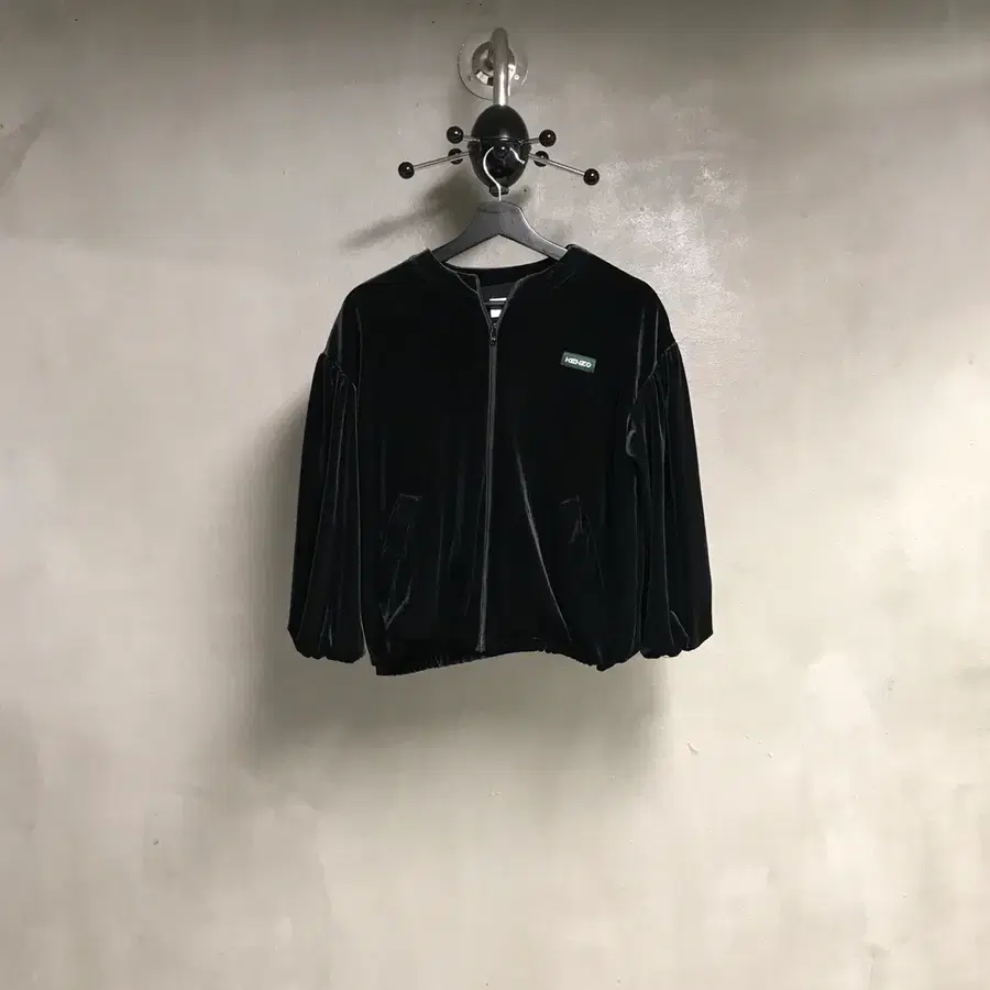 겐조 벨벳 집업 자켓 블랙 12(W)
