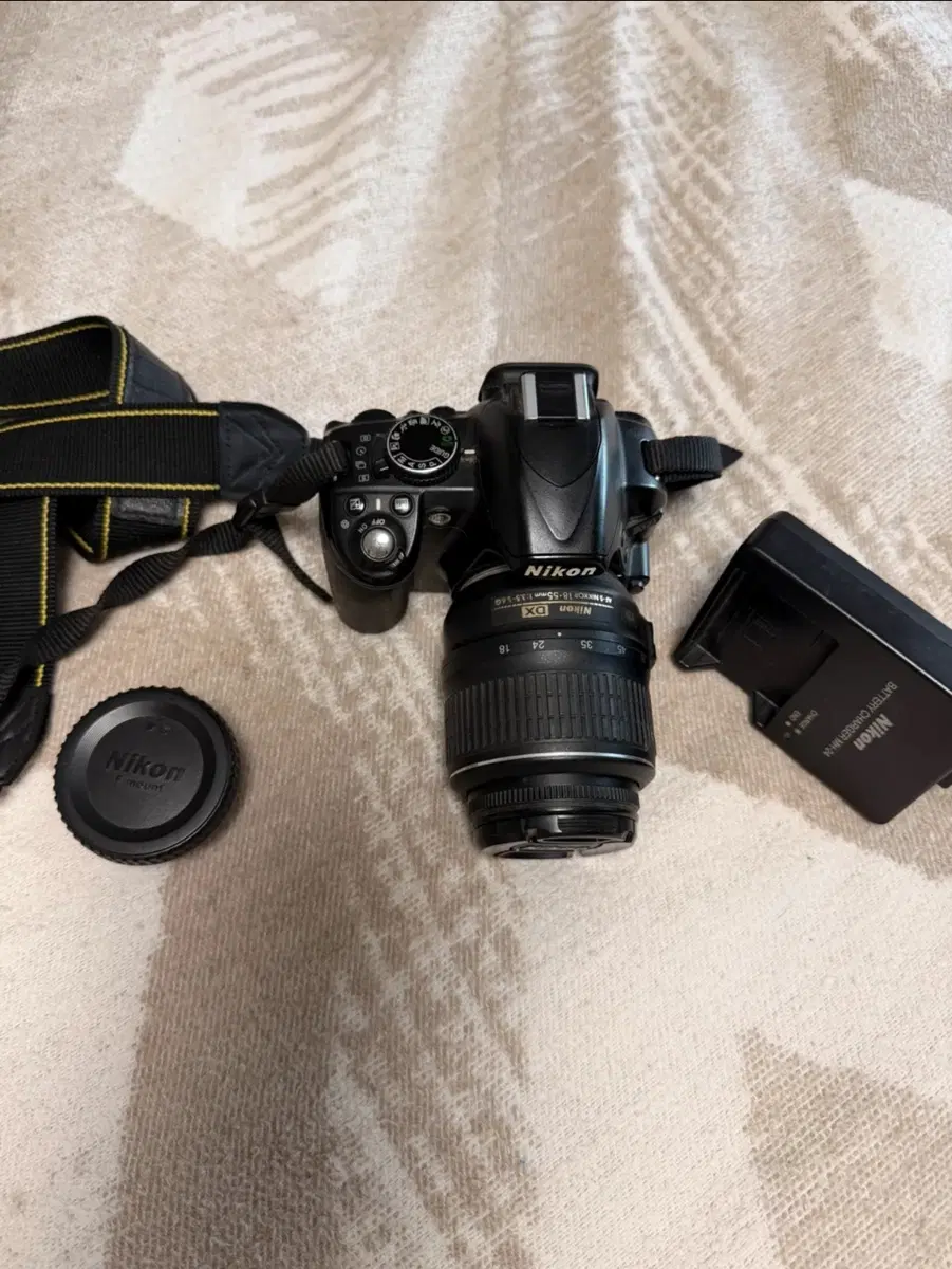 니콘 D3100 DSLR, 18-55 렌즈