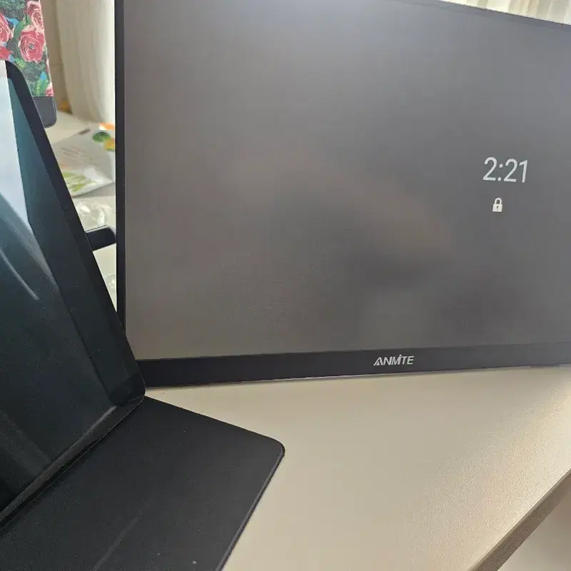 갤럭시 탭 S7 플러스 256gb 와이파이 부품용팝니다.