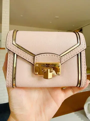 새상품급 MICHAEL KORS 접이식 지갑 핑크