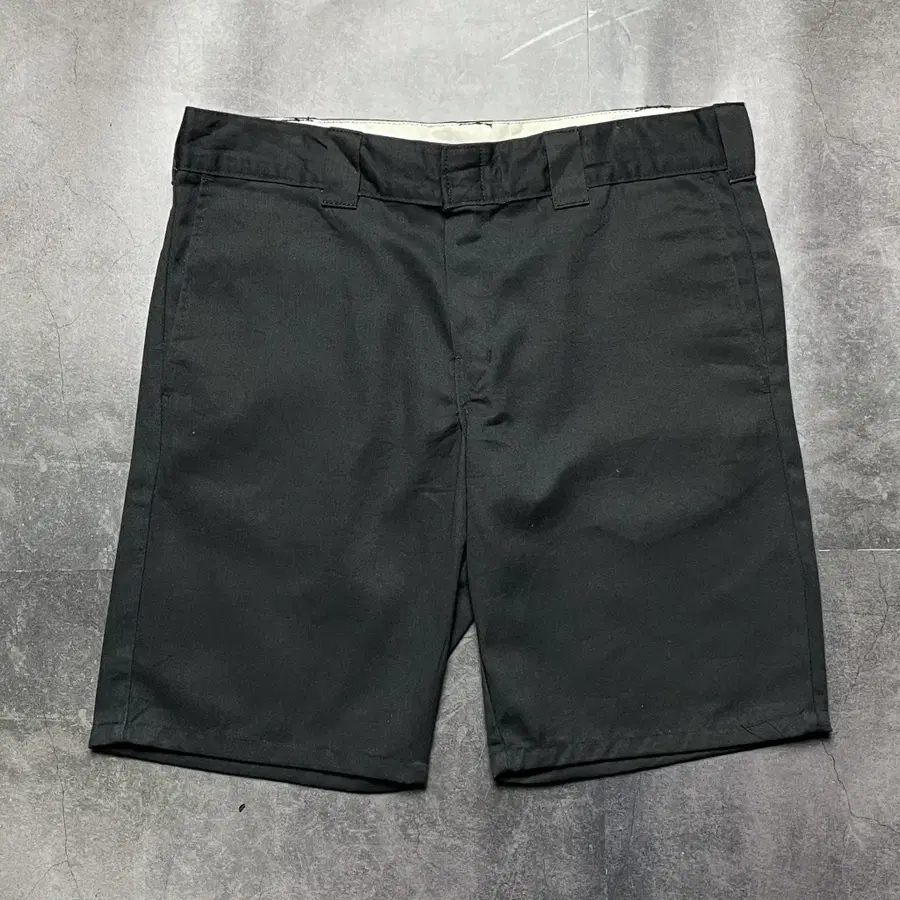 DICKIES 디키즈 블랙 치노 워크 하프팬츠 A01355