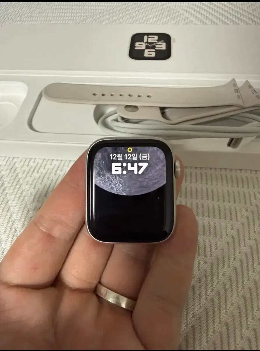 애플워치 SE 2세대 실버 GPS 42mm
