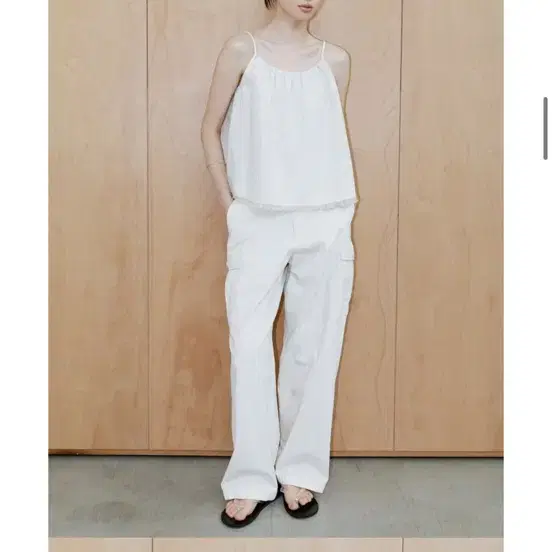 디애퍼쳐 팬츠 팝니다