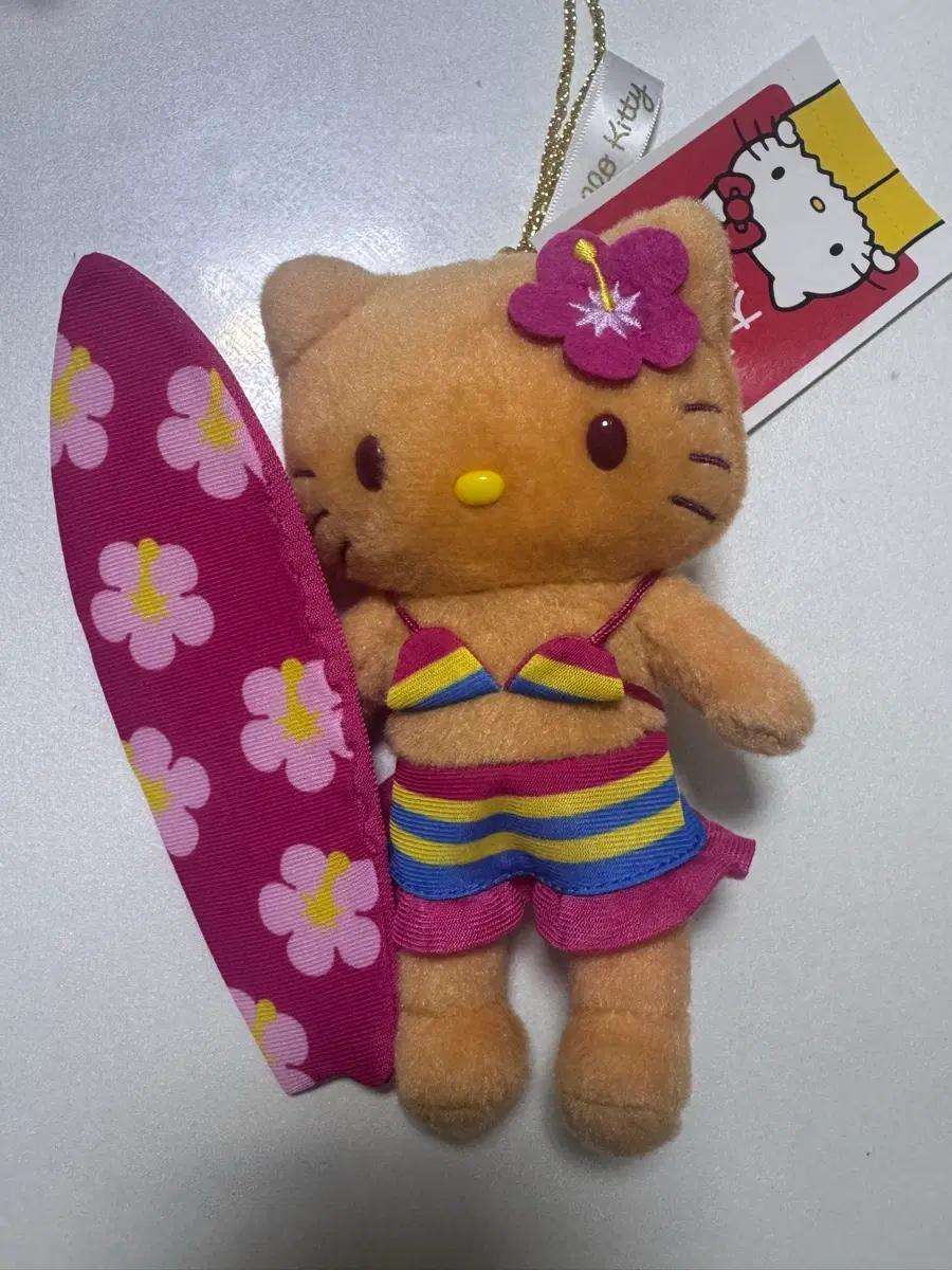 핼로키티 전시회 태닝 마스코트