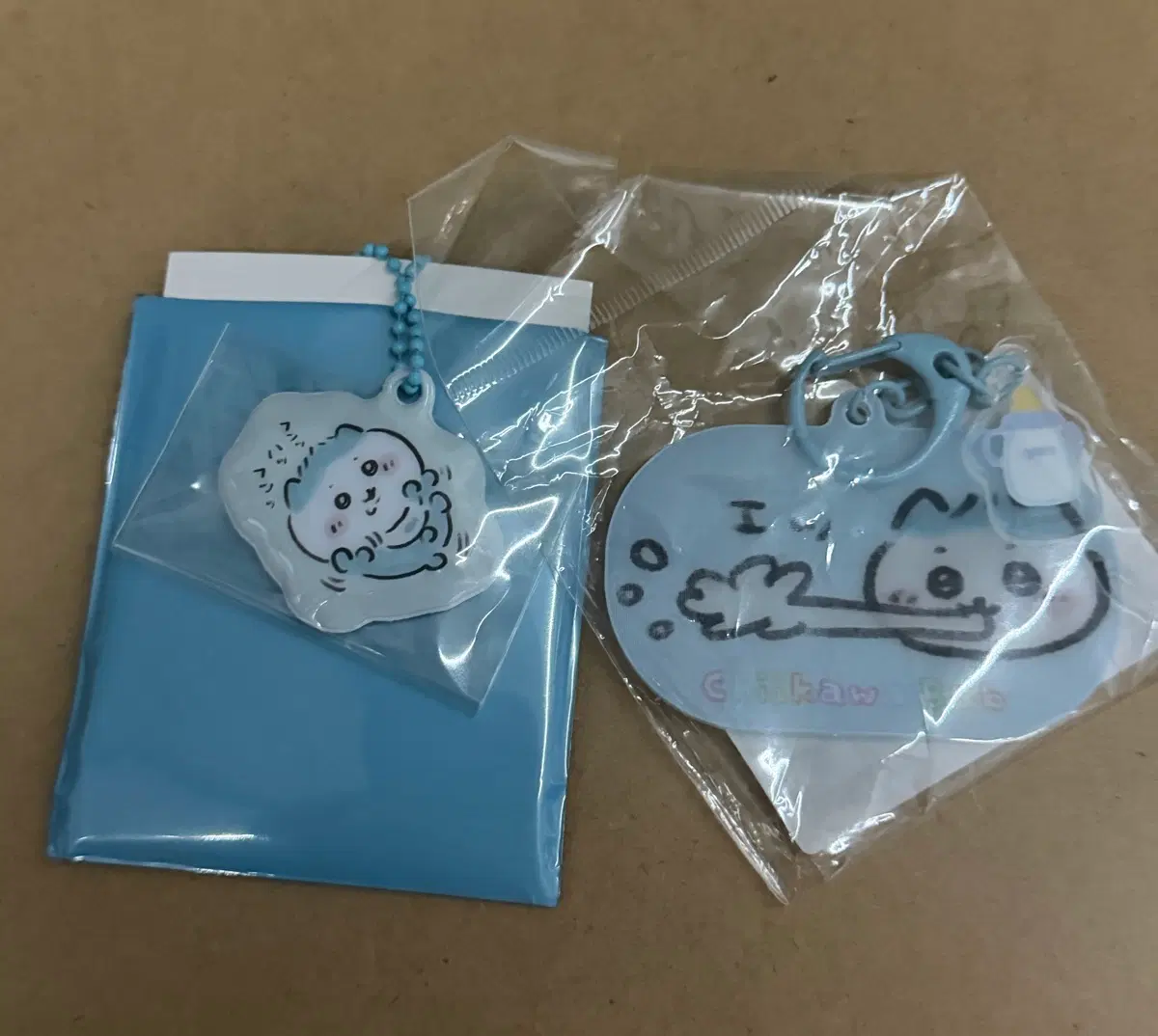[미개봉] 치이카와 하치와레 베이비 푹신 말랑 키링+렌티큘러 아크릴키링 일괄