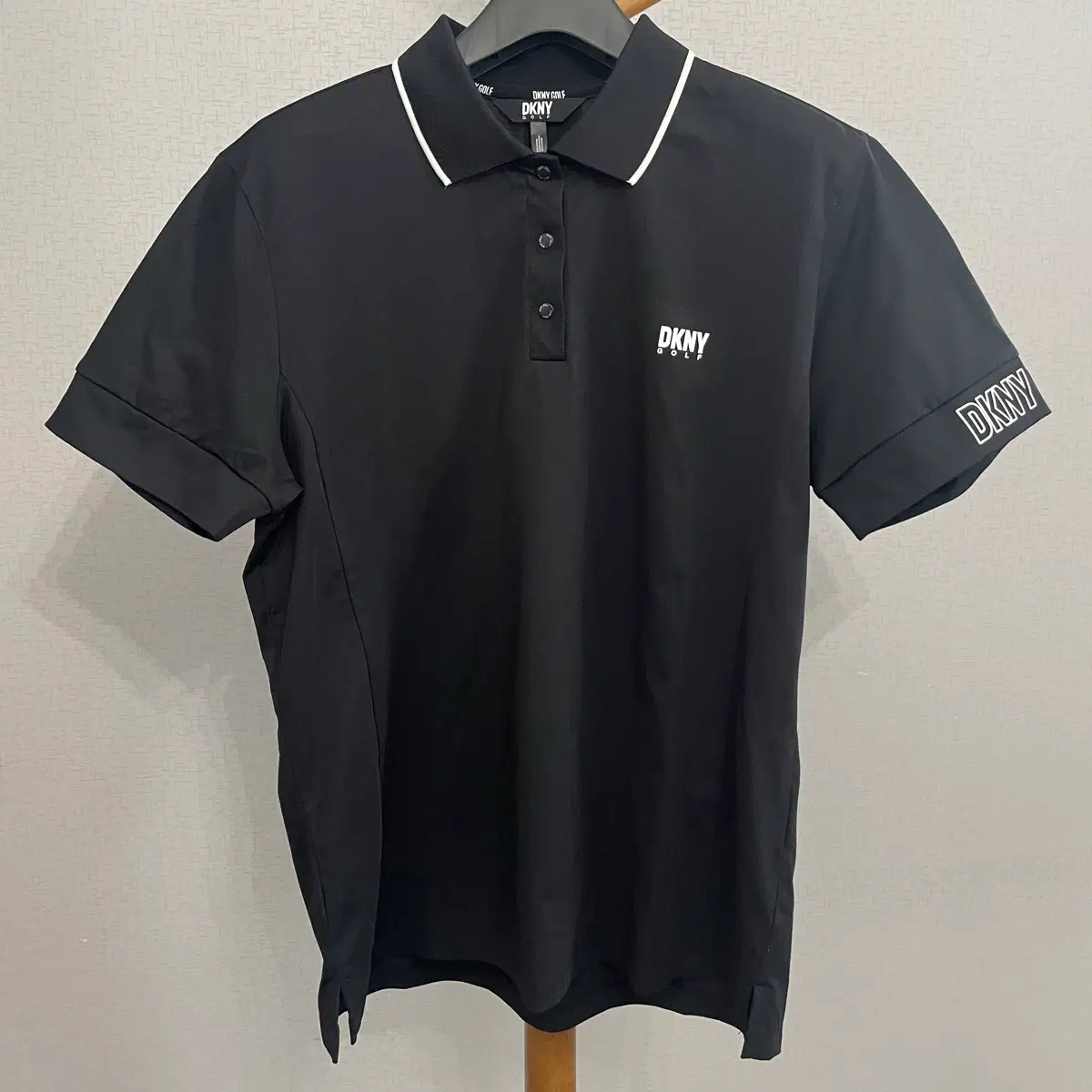 DKNY 골프 반팔 카라티 블랙