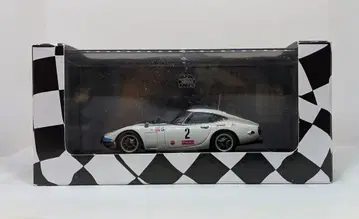 EBBRO 1/43 TOYOTA 2000GT 1967 FUJI 24 HOUR RACE #2 44628