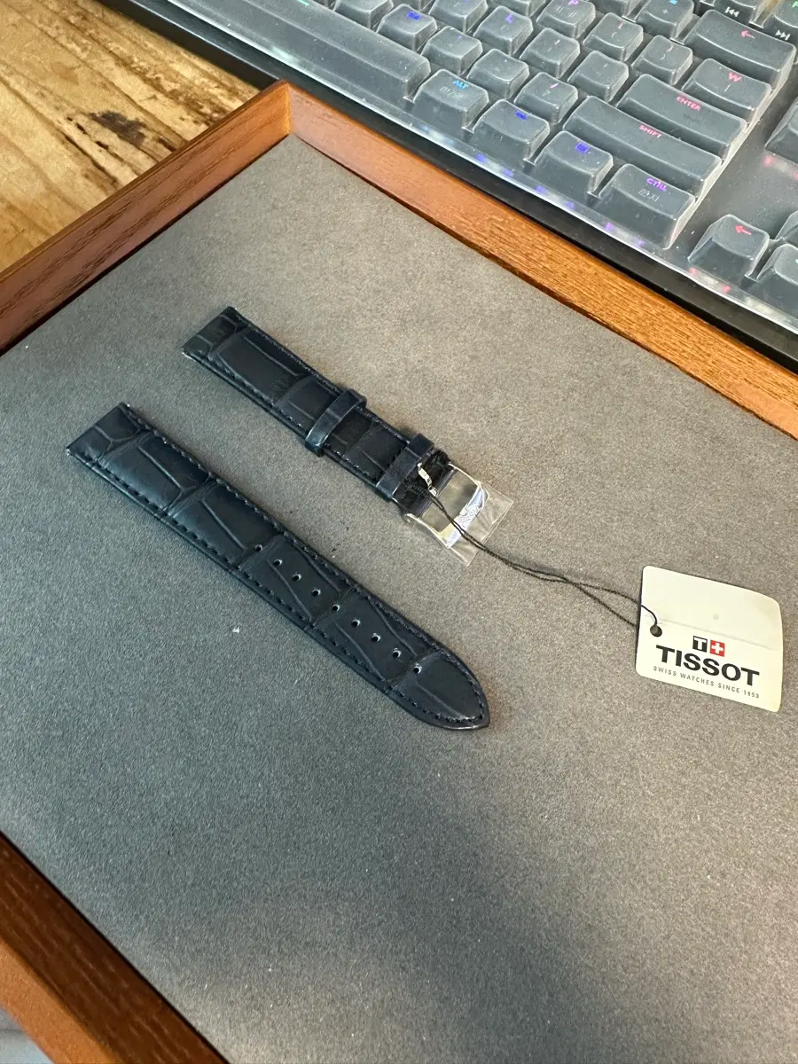 티쏘 소가죽 시계줄 20mm 블루 (새상품)