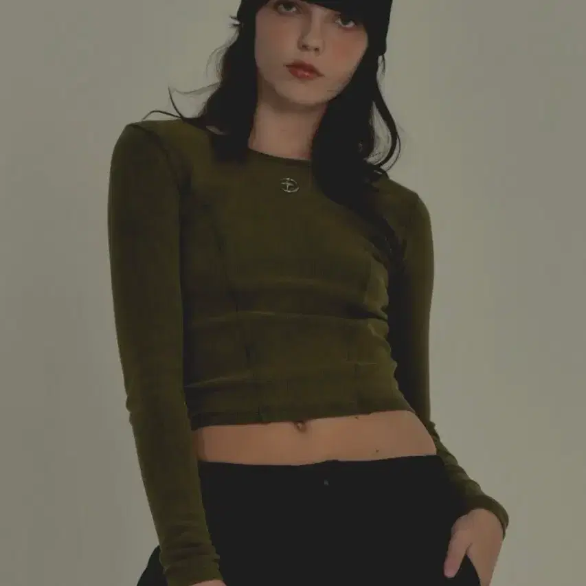 F 미드나잇무브 긴팔 티셔츠 카키