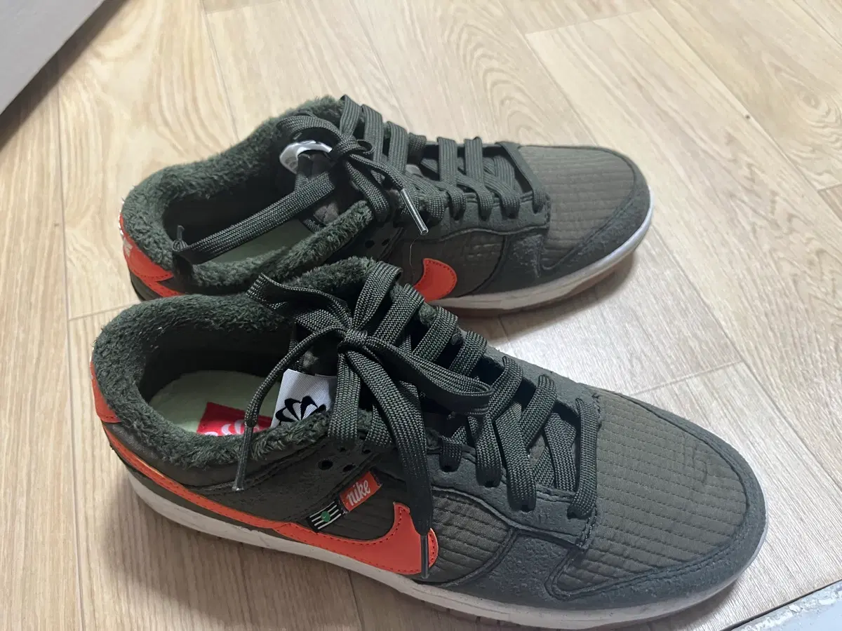 나이키 덩크 로우 스니커즈 260 dd3358
