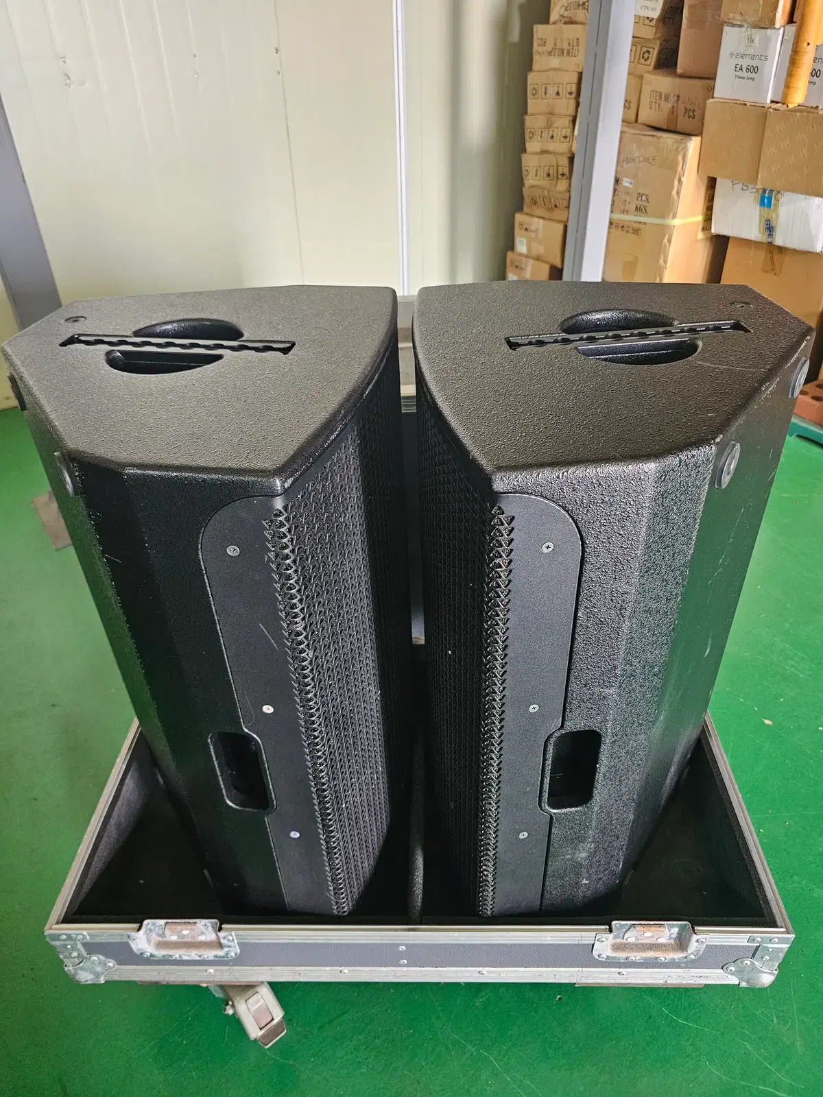 HK Audio ConTour CT115 패시브 스피커 팝니다