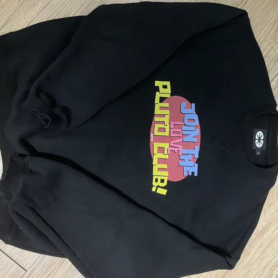 ERTR Pluto Club Sweatshirt Black