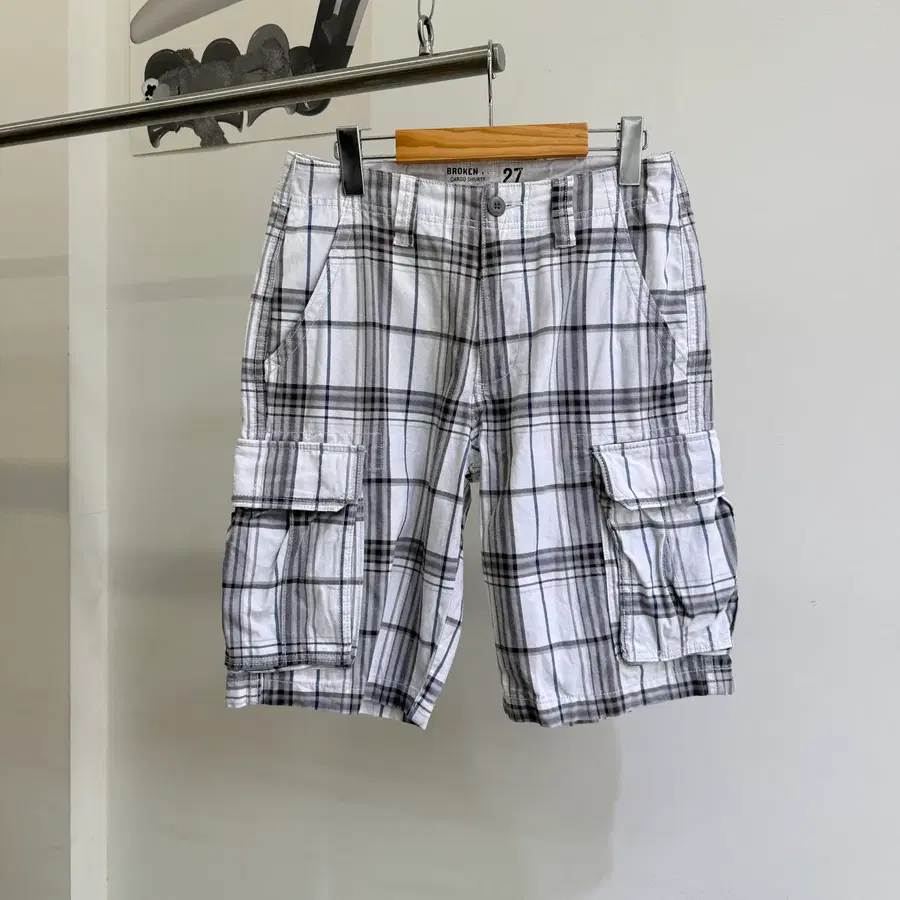 OLD NAVY 체크 카고 쇼츠