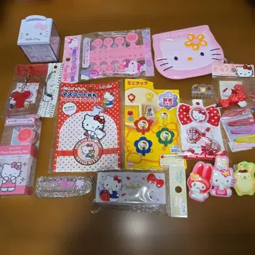 산리오 캐릭터 굿즈 묶음 판매