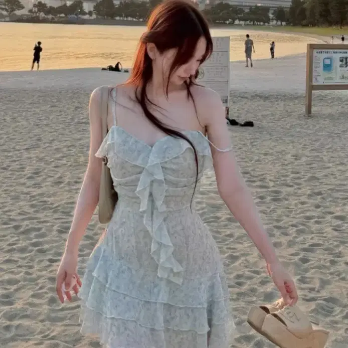 카인다미 프릴 미니 원피스 블루 s