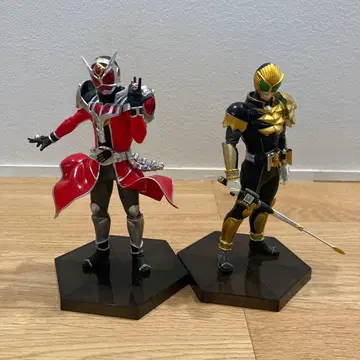 DXF 가면라이더 위저드 & 가면라이더 비스트 피규어 2체 세트