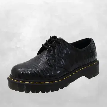 닥터마틴 DR.MARTENS 제브라 엠보싱 3홀 신발