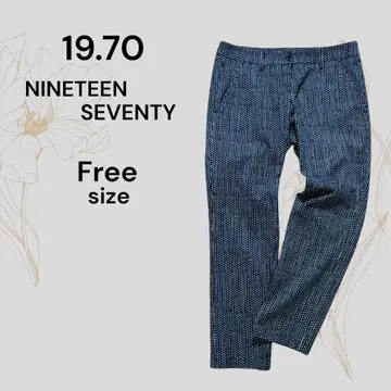 19.70 나인틴 세븐틴 새상품급 도트 무늬 사브리나 팬츠 블랙