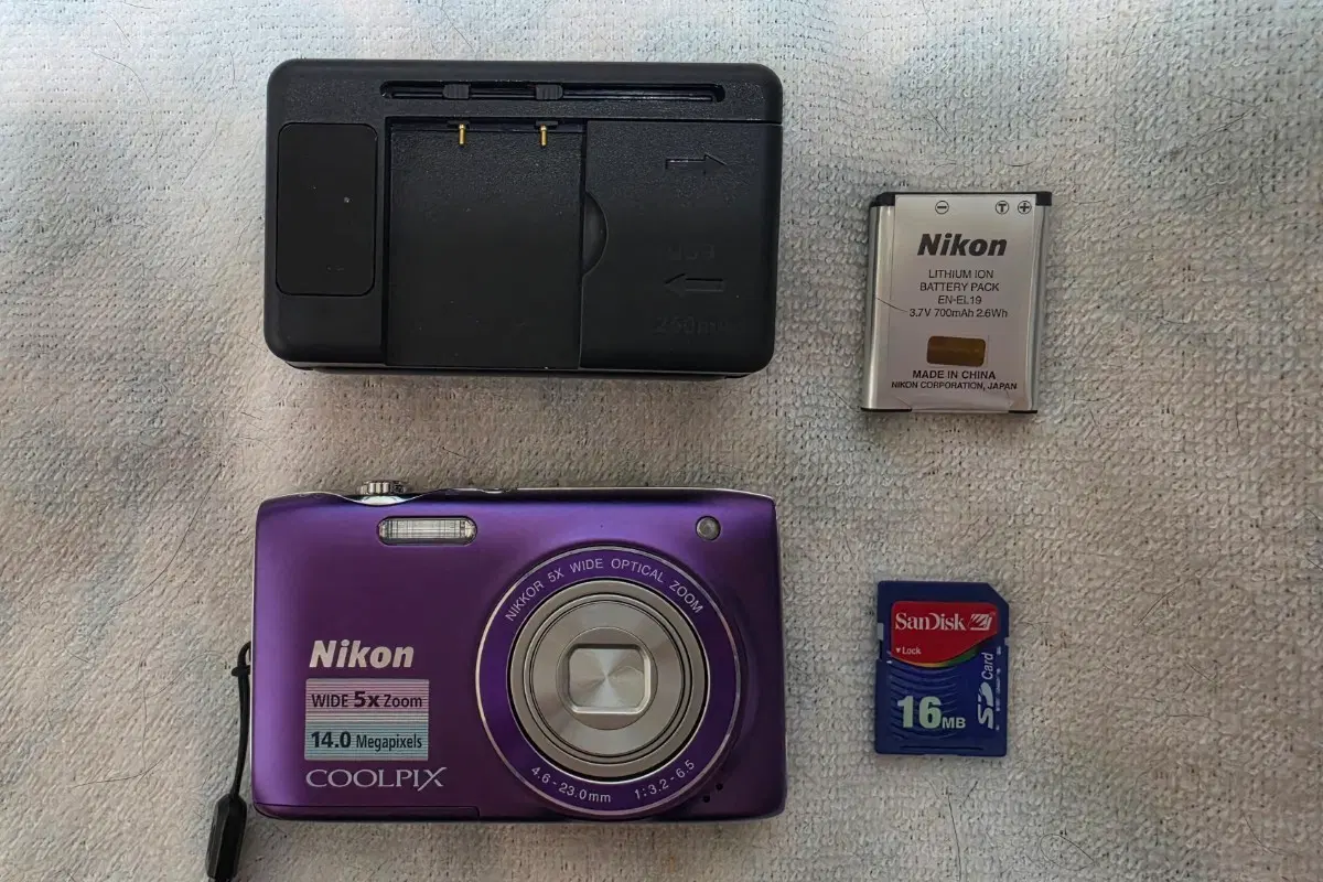 니콘 쿨픽스 S3100 디지털 카메라
