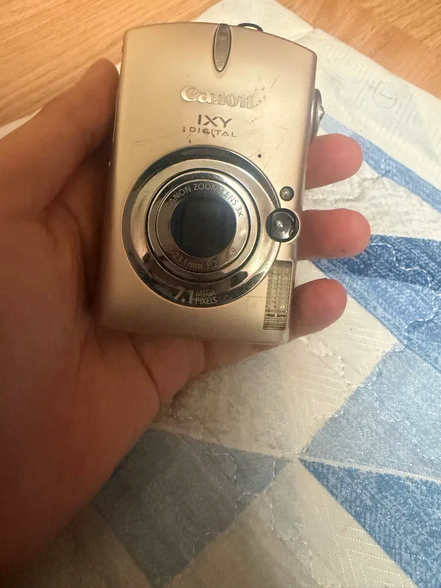 IXY 700 / IXUS 750 디지털 카메라