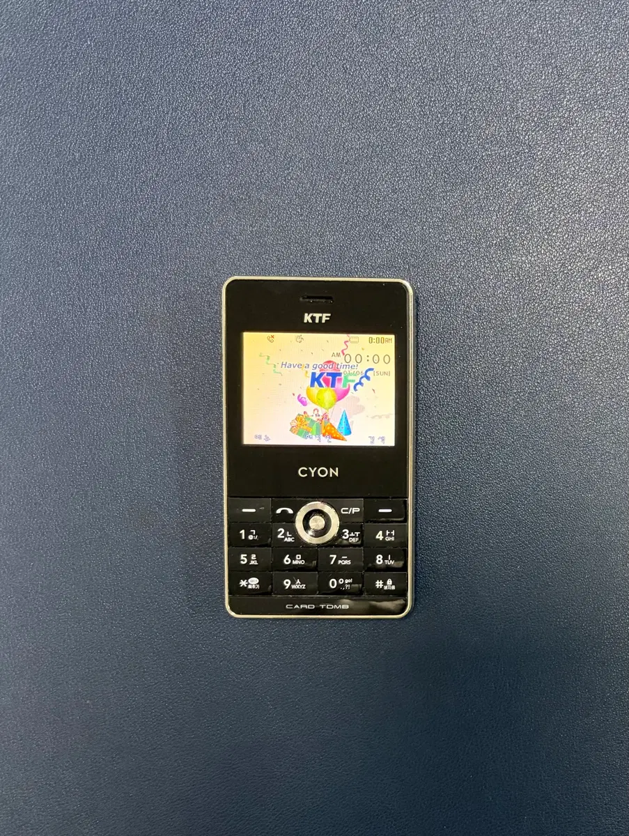 LG싸이언 스캔들폰 lg-kb6100 팝니다