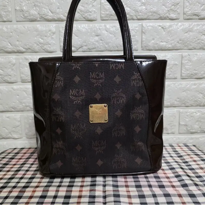 MCM 백