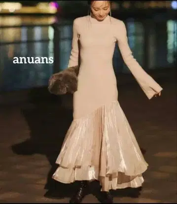 아뉴앙스 도킹 니트 원피스 플레어 머메이드 긴팔