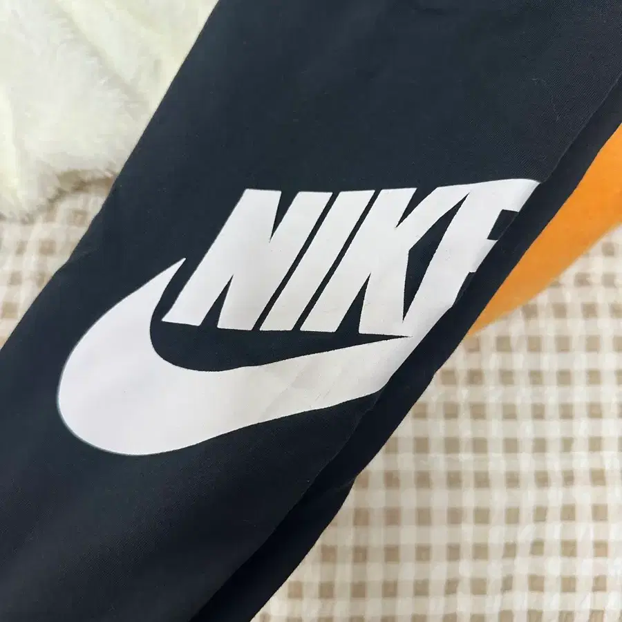 나이키 스우시 여성 레깅스