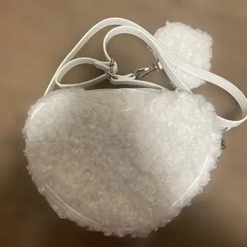 메리제니 fluffy heart bag 하트백 화이트