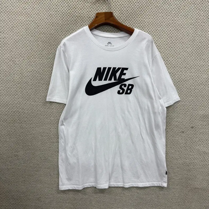 나이키 드라이핏 반팔티 L H00891