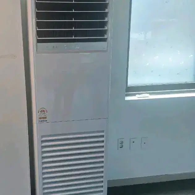삼성 40평 스탠드 인버터 냉난방기 판매합니다.